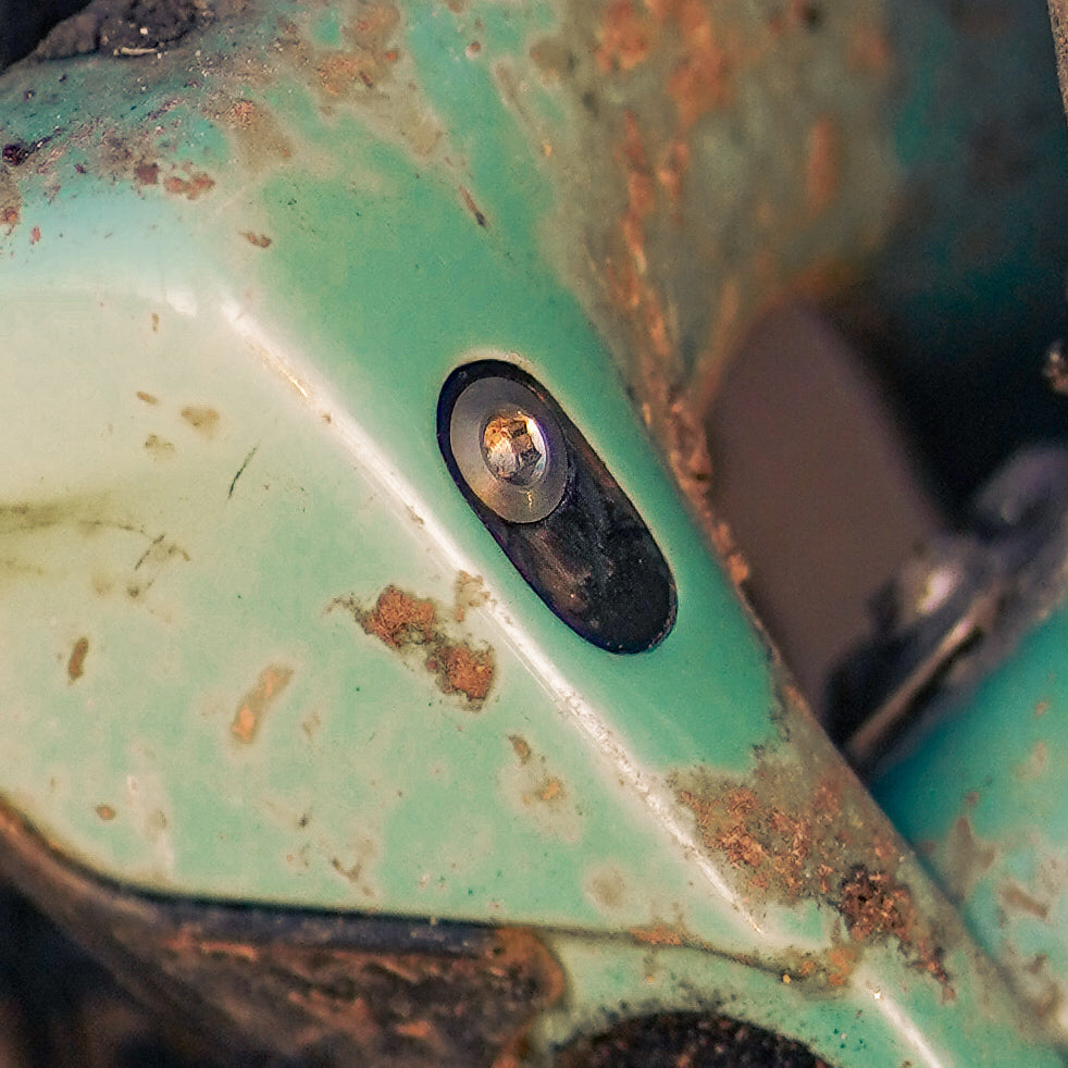 Carbon AXS Swingarm Cable Port Cover for Forbidden Druid V2 | Dreadnought V2 | Supernought