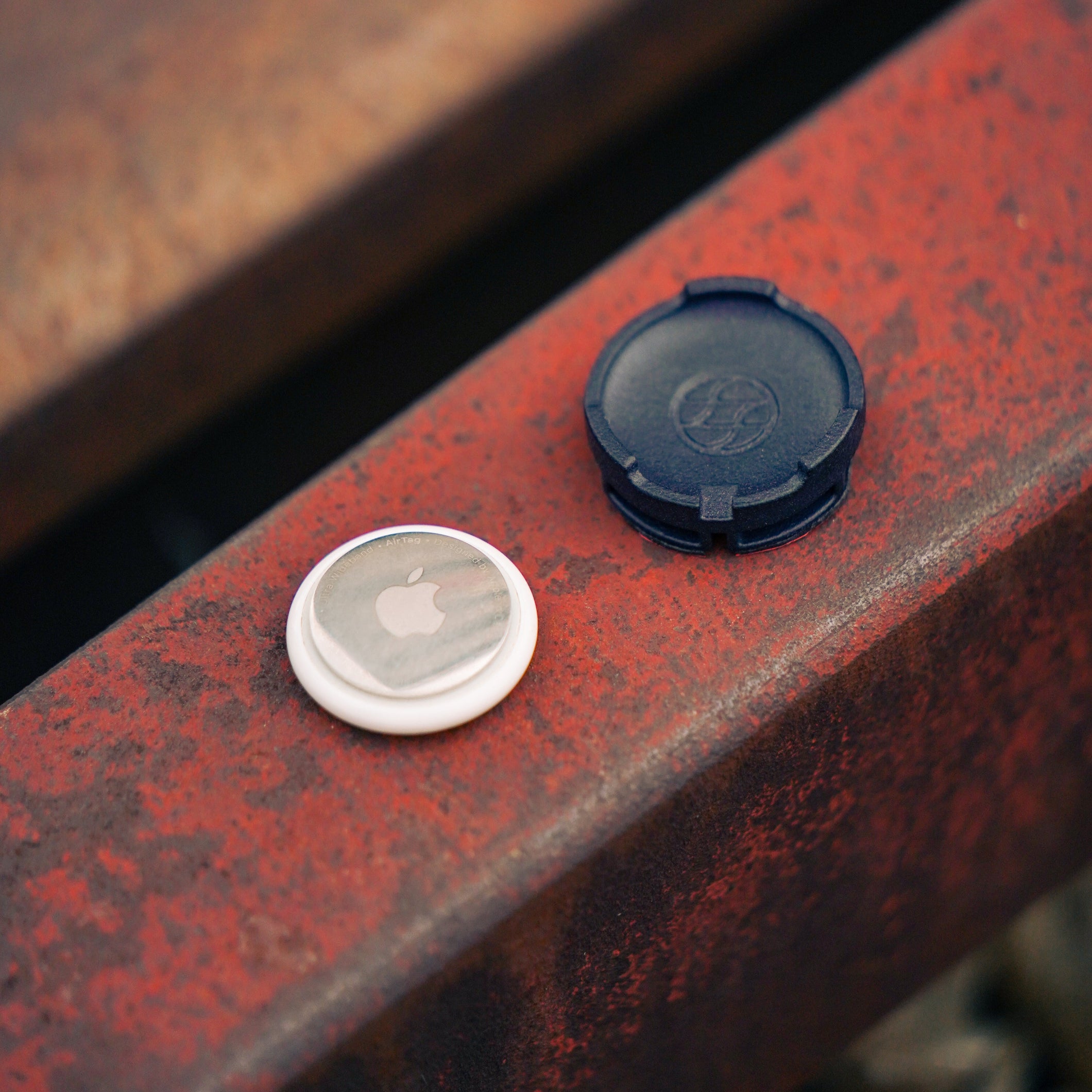 AirTag™ Holder for Santa Cruz Glovebox